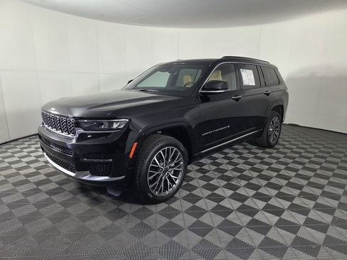 Certified 2025 Jeep Grand Cherokee L Summit AWD/4WD image 4