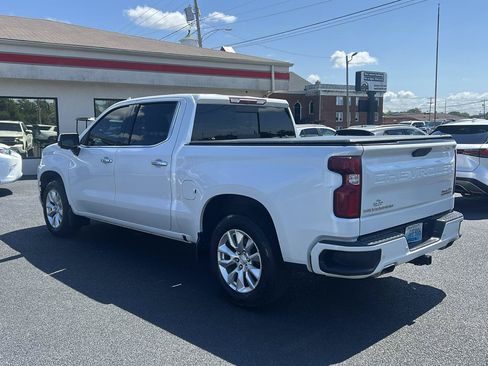 Used 2019 Chevrolet Silverado 1500 High Country w/ Technology Package AWD/4WD image 7