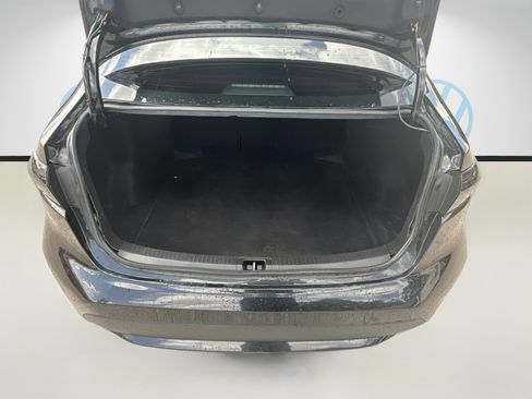 Used 2022 Toyota Corolla LE FWD image 25
