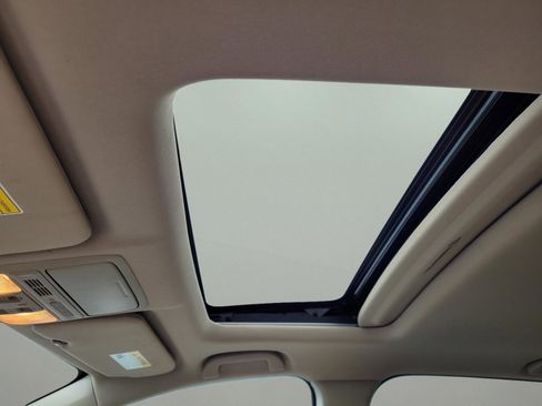 Used 2017 Honda CR-V EX-L image 15