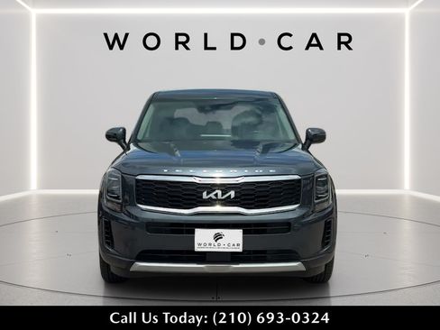Used 2022 Kia Telluride LX FWD image 8