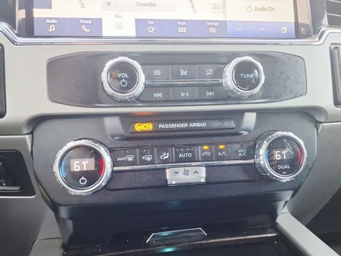 Certified 2022 Ford F250 Lariat AWD/4WD image 25