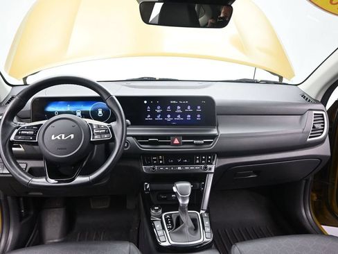 Certified 2024 Kia Seltos SX AWD/4WD image 37