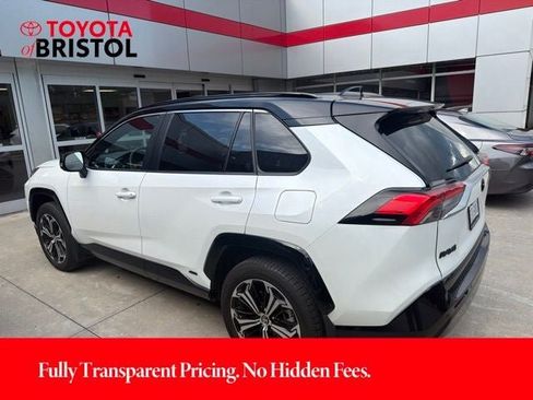 Used 2025 Toyota RAV4 XSE w/ Premium Package AWD/4WD image 6