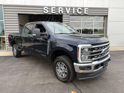 Used 2024 Ford F250 Lariat AWD/4WD image 4