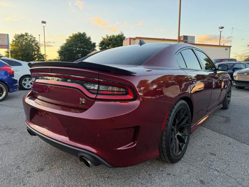 Used 2018 Dodge Charger R/T Scat Pack w/ Dynamics Package RWD image 9