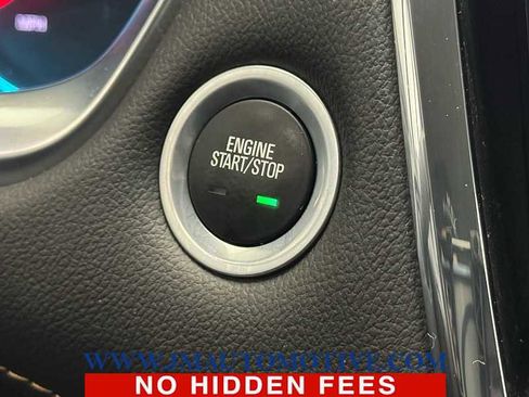 Used 2019 Chevrolet Traverse LT image 43