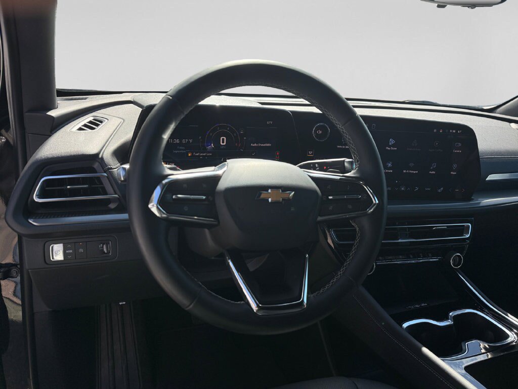 Used 2026 Chevrolet Traverse LT w/ Driver Confidence Package FWD image 13