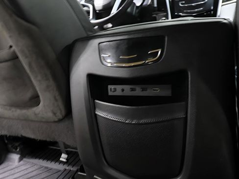 Used 2020 Cadillac Escalade Platinum image 33