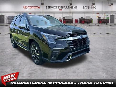 Used 2023 Subaru Ascent Touring AWD/4WD image 1