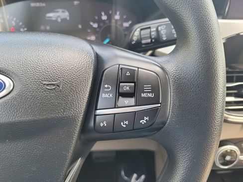 Used 2020 Ford Escape SE FWD image 15