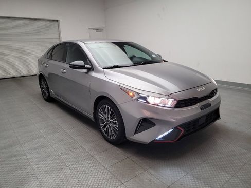 Used 2023 Kia Forte GT-Line w/ GT-Line Technology Package image 13