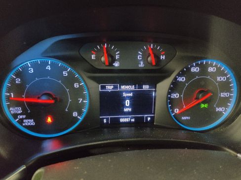 Used 2020 Chevrolet Equinox LS w/ LS Convenience Package image 23