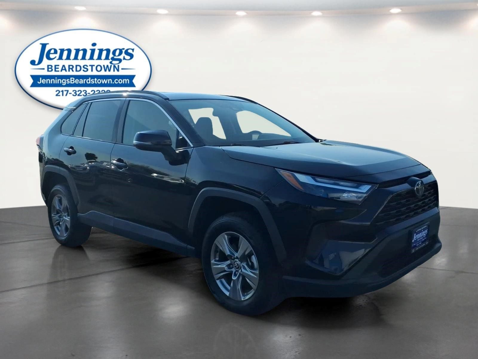 Used 2024 Toyota RAV4 XLE FWD image 29