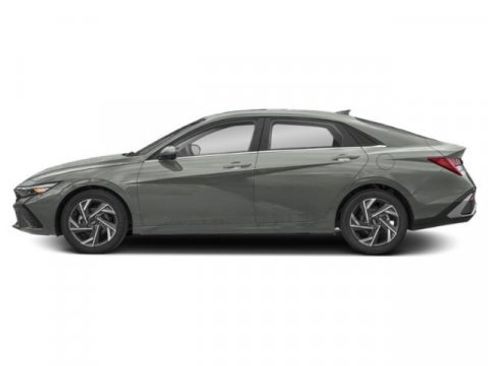 New 2026 Hyundai Elantra Limited FWD image 3