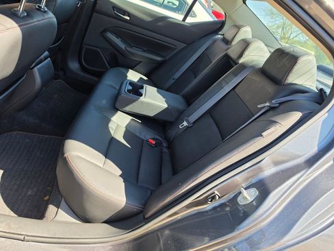 Used 2021 Nissan Altima 2.5 SR image 7