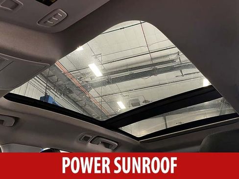 Used 2022 Ford Escape Titanium w/ Class II Trailer Tow Package AWD/4WD image 15