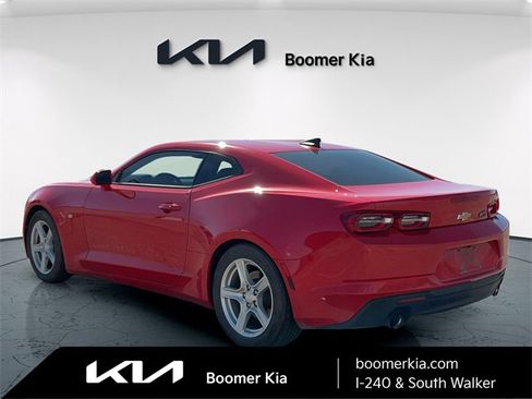 Used 2022 Chevrolet Camaro LT image 7