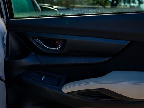 Certified 2025 Subaru Ascent Premium image 24