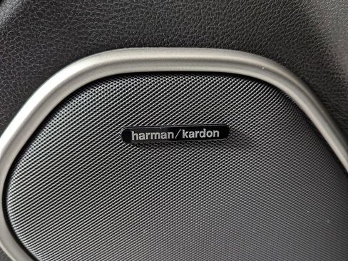 Used 2019 Jeep Grand Cherokee High Altitude image 15