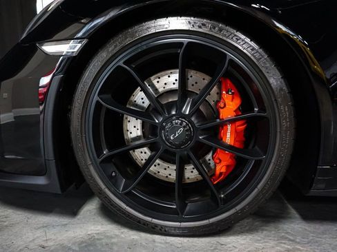 Used 2018 Porsche 911 GT3 RWD image 44