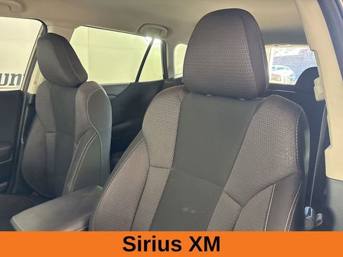 Used 2022 Subaru Outback Premium image 9