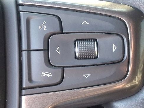 Used 2023 Chevrolet Silverado 1500 ZR2 w/ Technology Package image 22