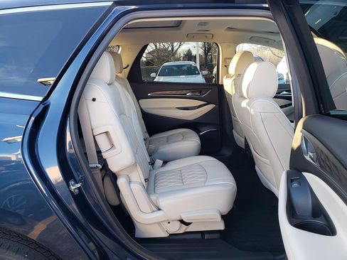 Used 2023 Buick Enclave Avenir w/ Avenir Technology Package image 15