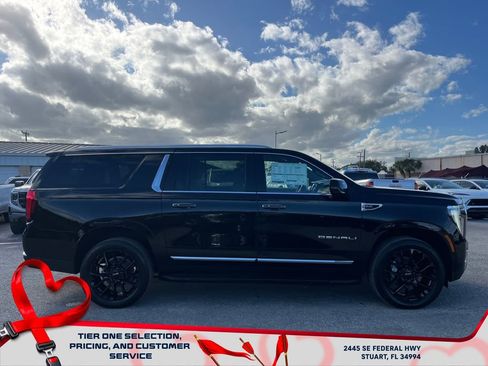 New 2026 GMC Yukon XL Denali image 9