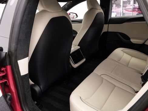 Used 2021 Tesla Model S Plaid image 52