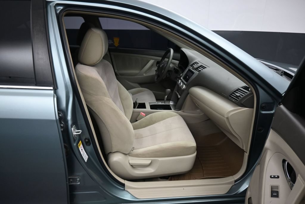 Used 2011 Toyota Camry LE w/ LE Extra-Value Pkg FWD image 36