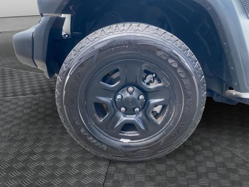 Used 2018 Jeep Wrangler Unlimited Sport AWD/4WD image 31