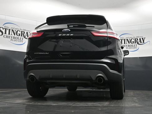 Used 2021 Ford Edge Titanium FWD image 31