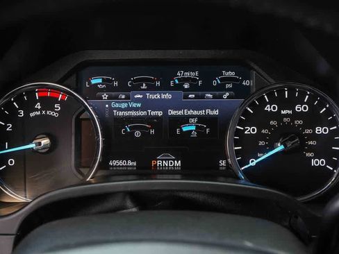 Used 2021 Ford F450 Platinum w/ FX4 Off-Road Package AWD/4WD image 24