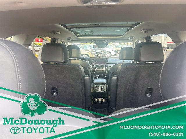 Used 2023 Kia Sorento SX AWD/4WD image 5