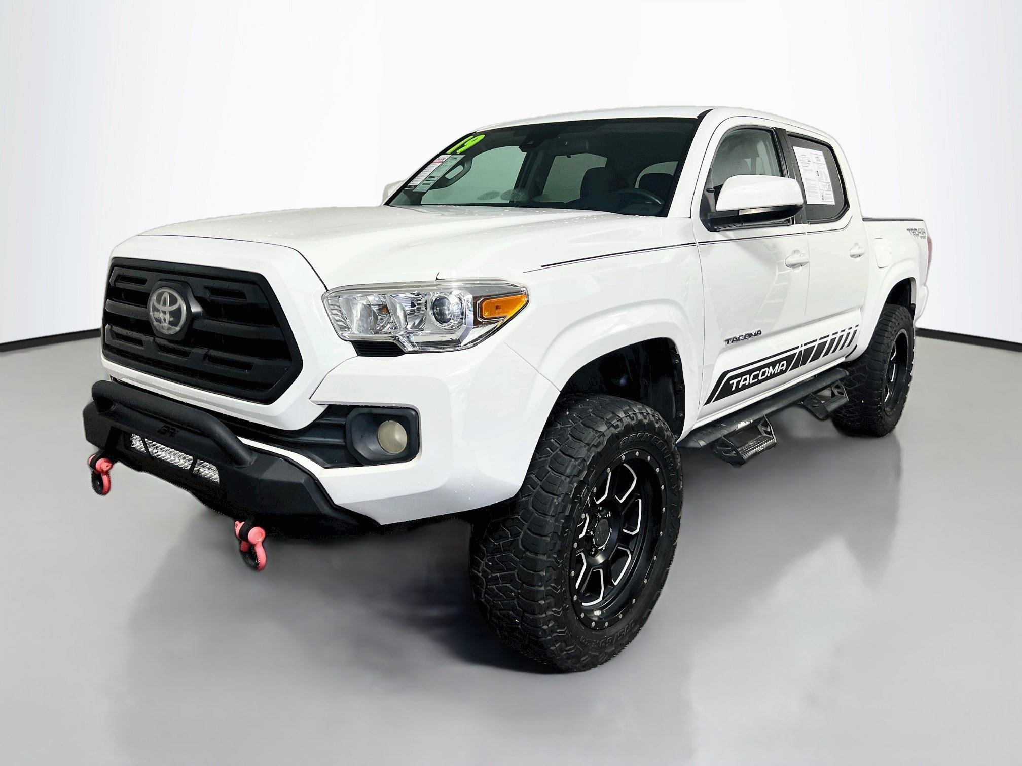 Used 2019 Toyota Tacoma SR w/ SR Convenience Package AWD/4WD image 9