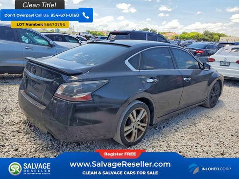 Used 2013 Nissan Altima 3.5 SL w/ Technology Pkg FWD image 4