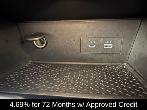 Used 2025 Nissan Pathfinder SV FWD image 27