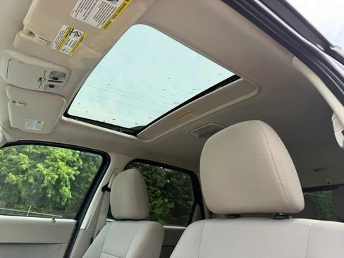 Used 2012 Ford Escape XLT AWD/4WD image 19
