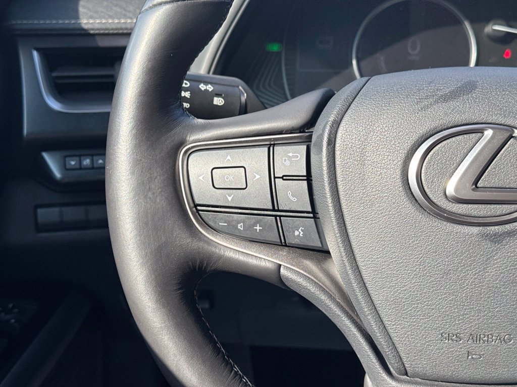 Used 2020 Lexus UX 250h w/ Premium Package AWD/4WD image 30