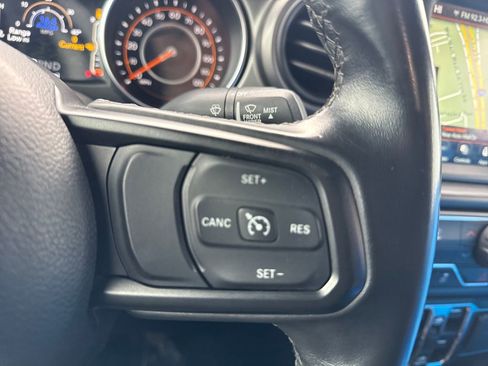 Used 2022 Jeep Wrangler Unlimited Sport image 26