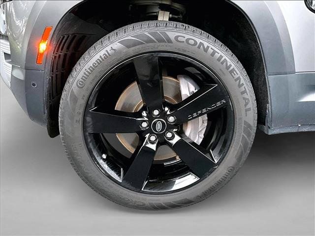 Used 2020 Land Rover Defender 110 SE AWD/4WD image 10