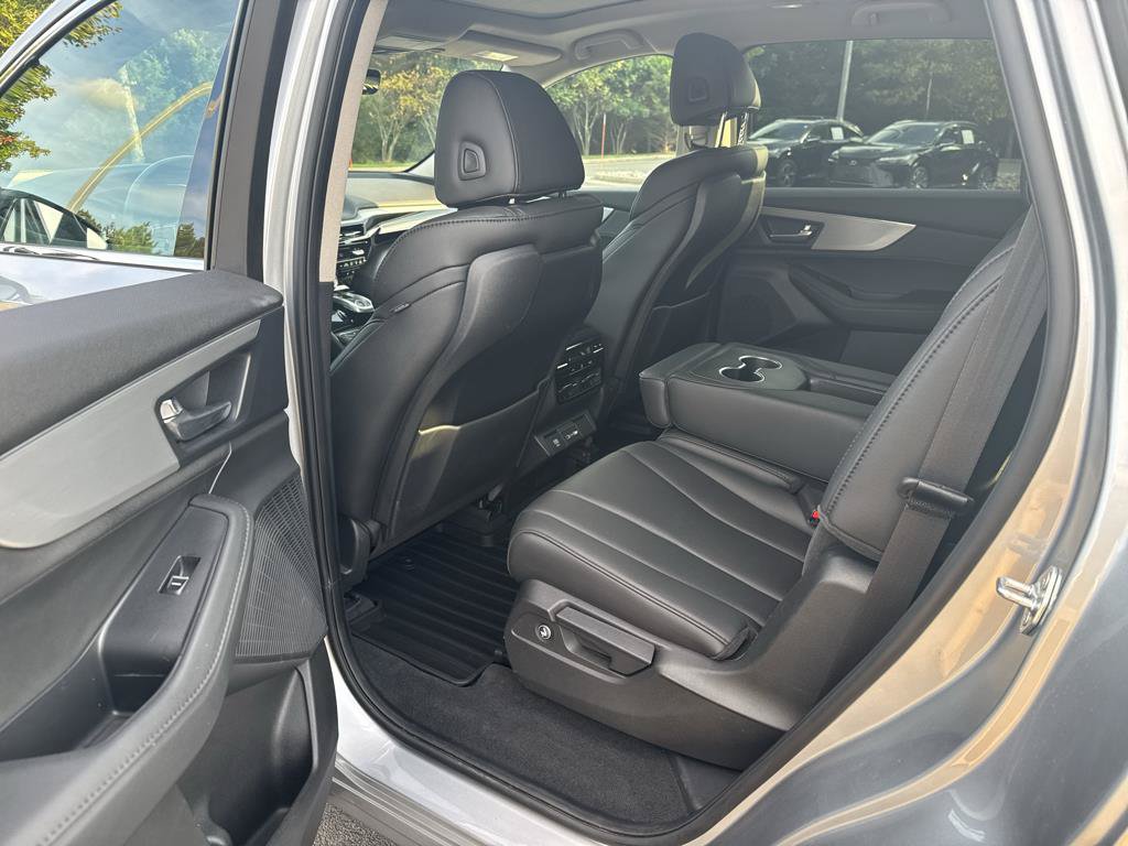 Certified 2024 Acura MDX SH-AWD image 30