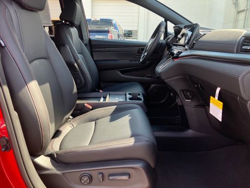 New 2026 Honda Odyssey Sport-L image 28