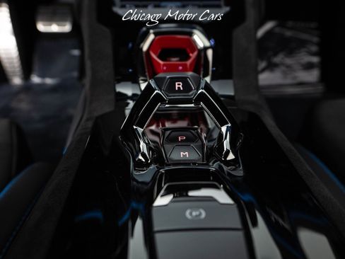 Used 2023 Lamborghini Huracan Tecnica image 32