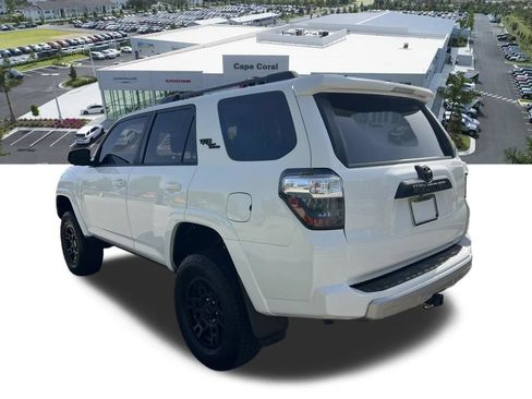 Used 2019 Toyota 4Runner TRD Off-Road AWD/4WD image 8