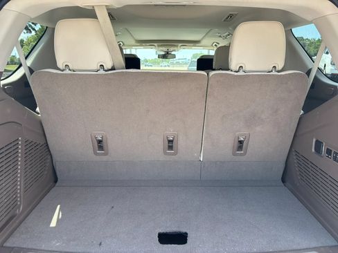 Used 2021 GMC Yukon Denali AWD/4WD image 17