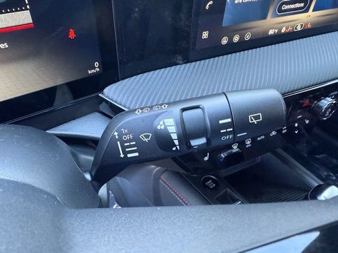 New 2026 Nissan Kicks SR w/ SR Premium Package image 29