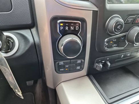 Used 2015 RAM 1500 Lone Star AWD/4WD image 31