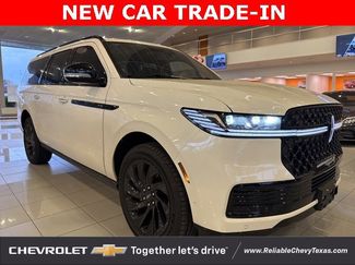 Used 2025 Lincoln Navigator L Reserve w/ Jet Appearance Package video 1